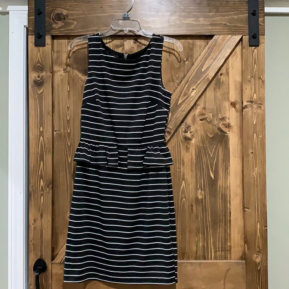 Women’s black & white dress